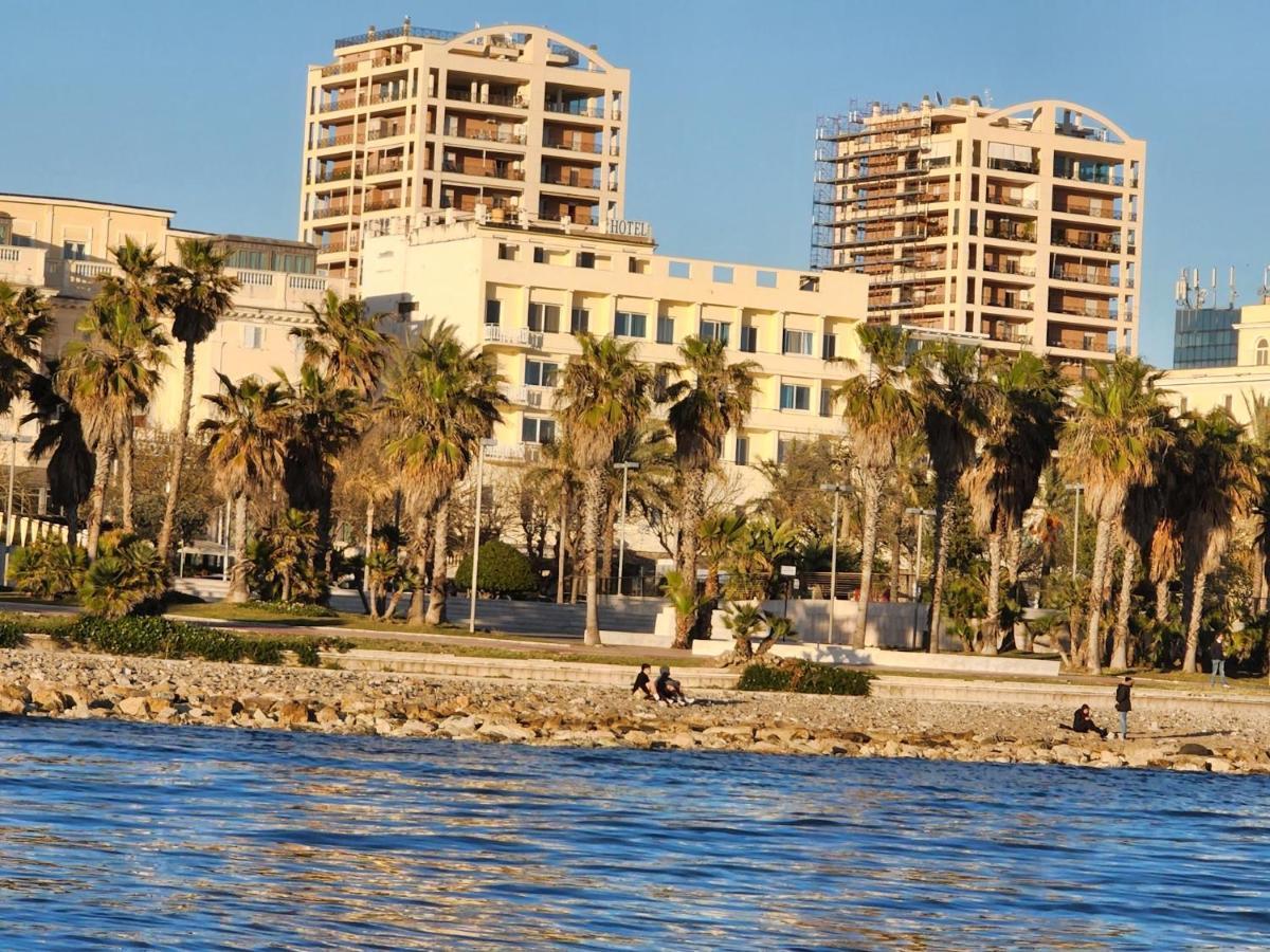 B&B Seataly By W Signature Experiences Civitavecchia Exteriör bild